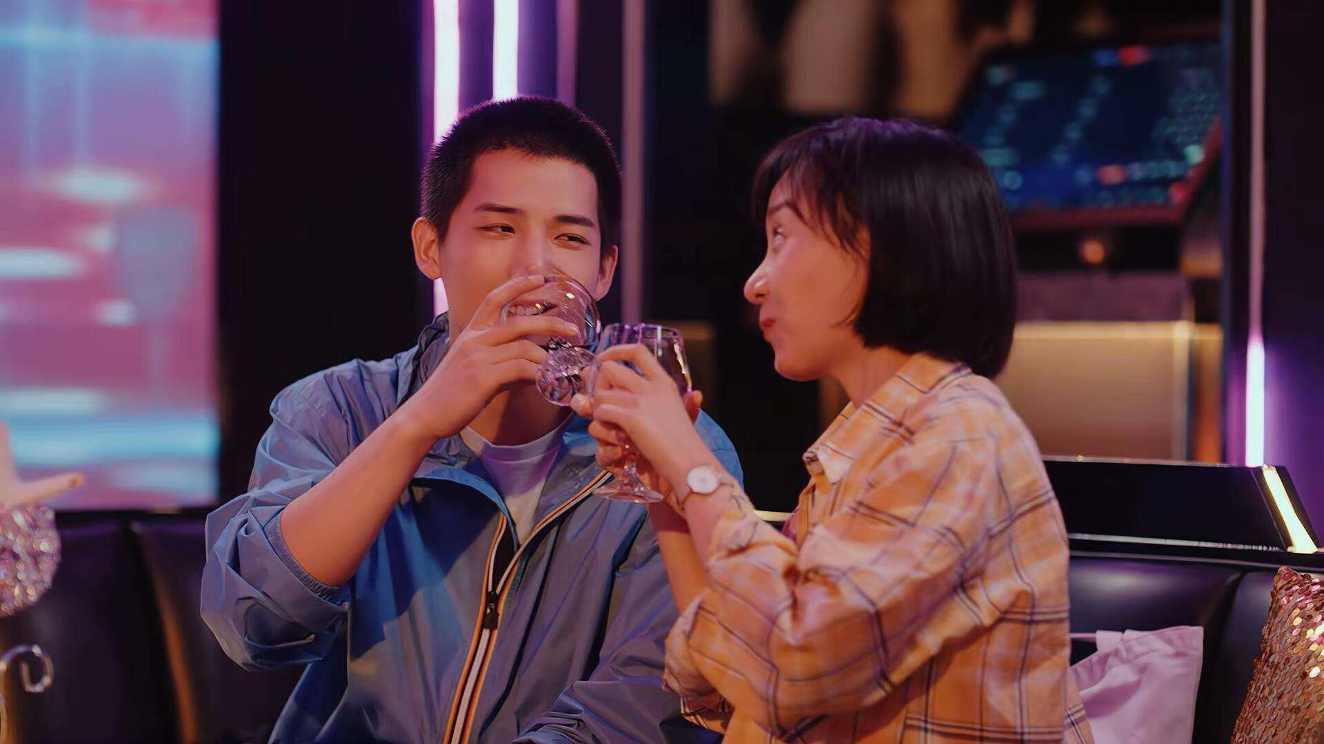 当轮胎与秒针赛跑，利拉德压哨绝杀如何诠释F1终极争冠夜的共通法则